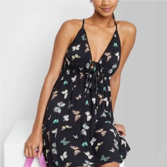 WILD FABLE🦋NWT BUTTERFLY DRESS - Picture 2 of 9